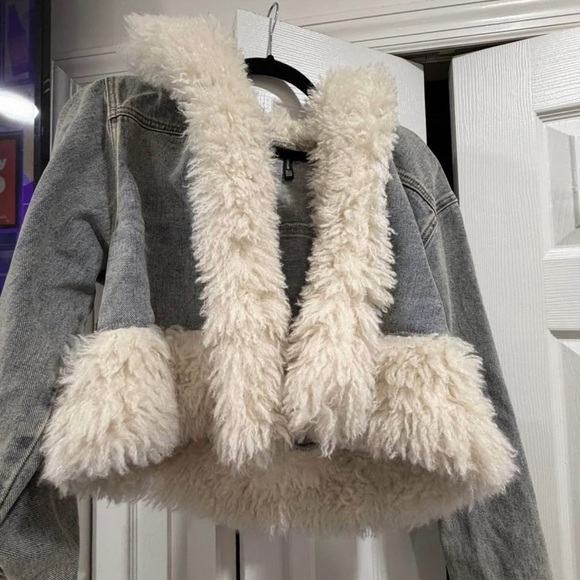 Faux Fur Trim Denim Jacket - Picture 2 of 2